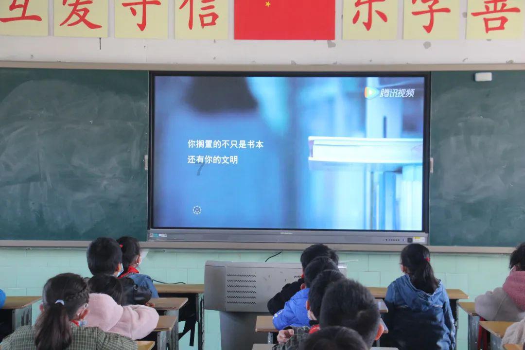 {{问答文章1}}游戏画面