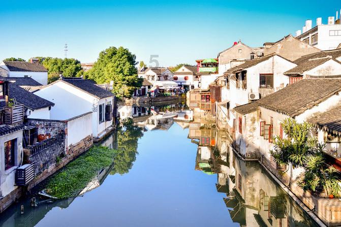 既饱“眼福”又享“口福” 特色产业拓宽群众致富路